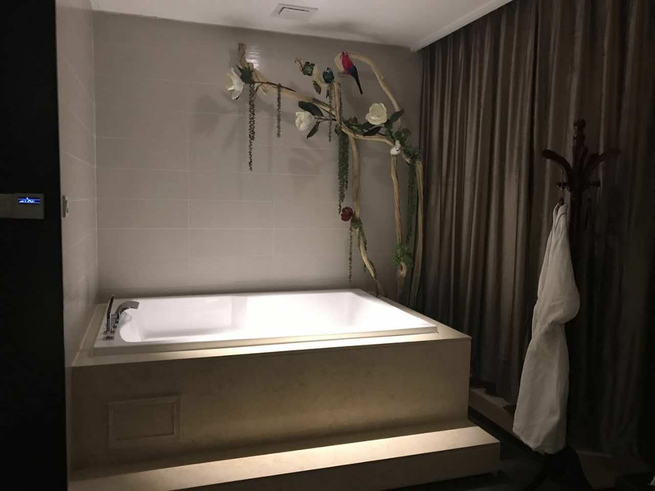 昆明在营业的休闲会馆，整个服务hin细致、hin贴心